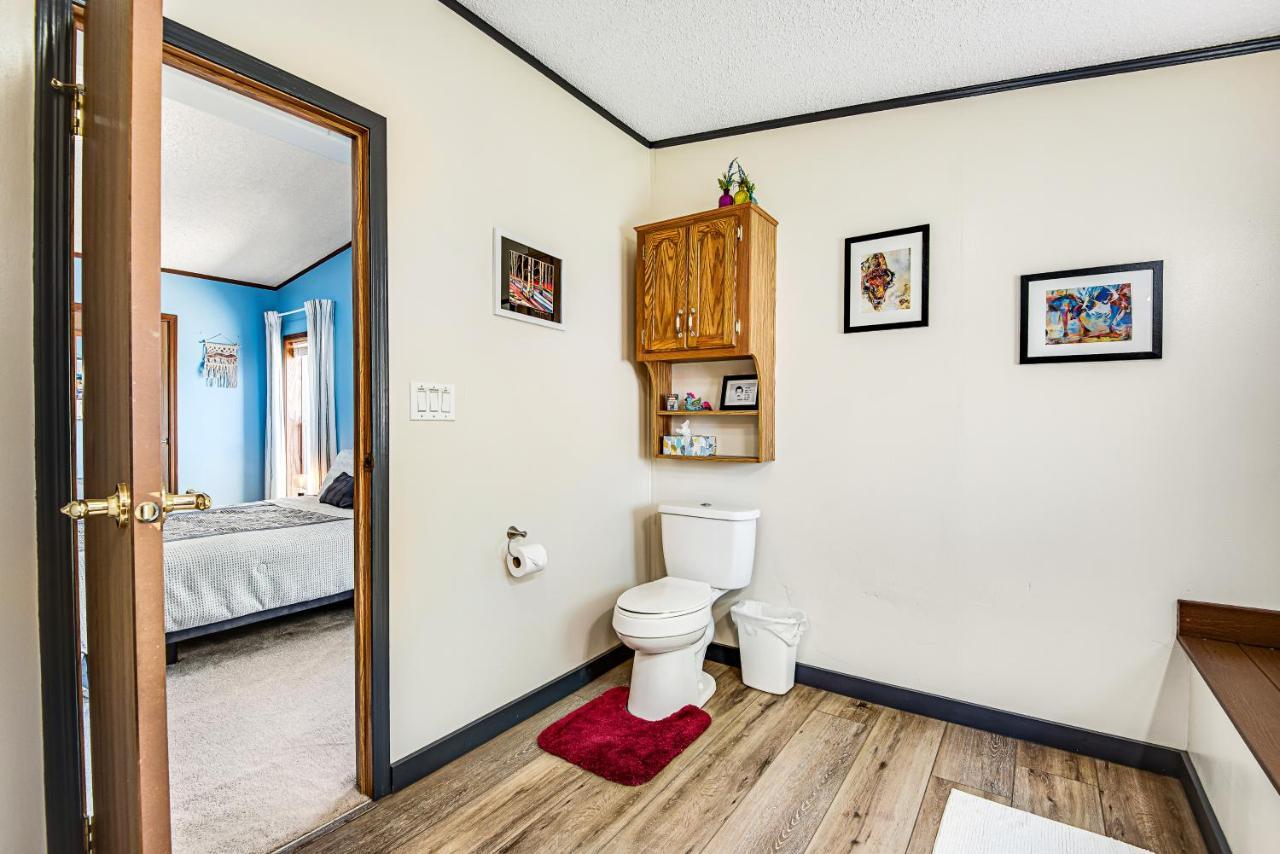 Rocky Mountain Rustic Villa โคโลราโดสปริงส์ ภายนอก รูปภาพ